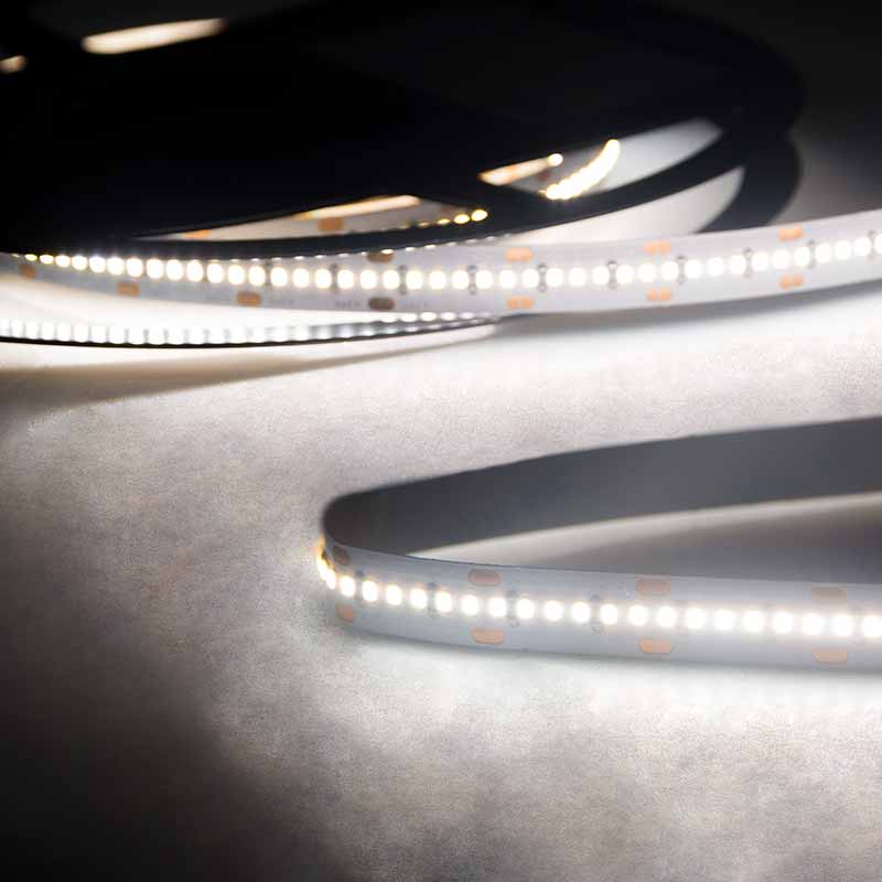 LED Streifen neutralweiß lineares Licht nach Maß