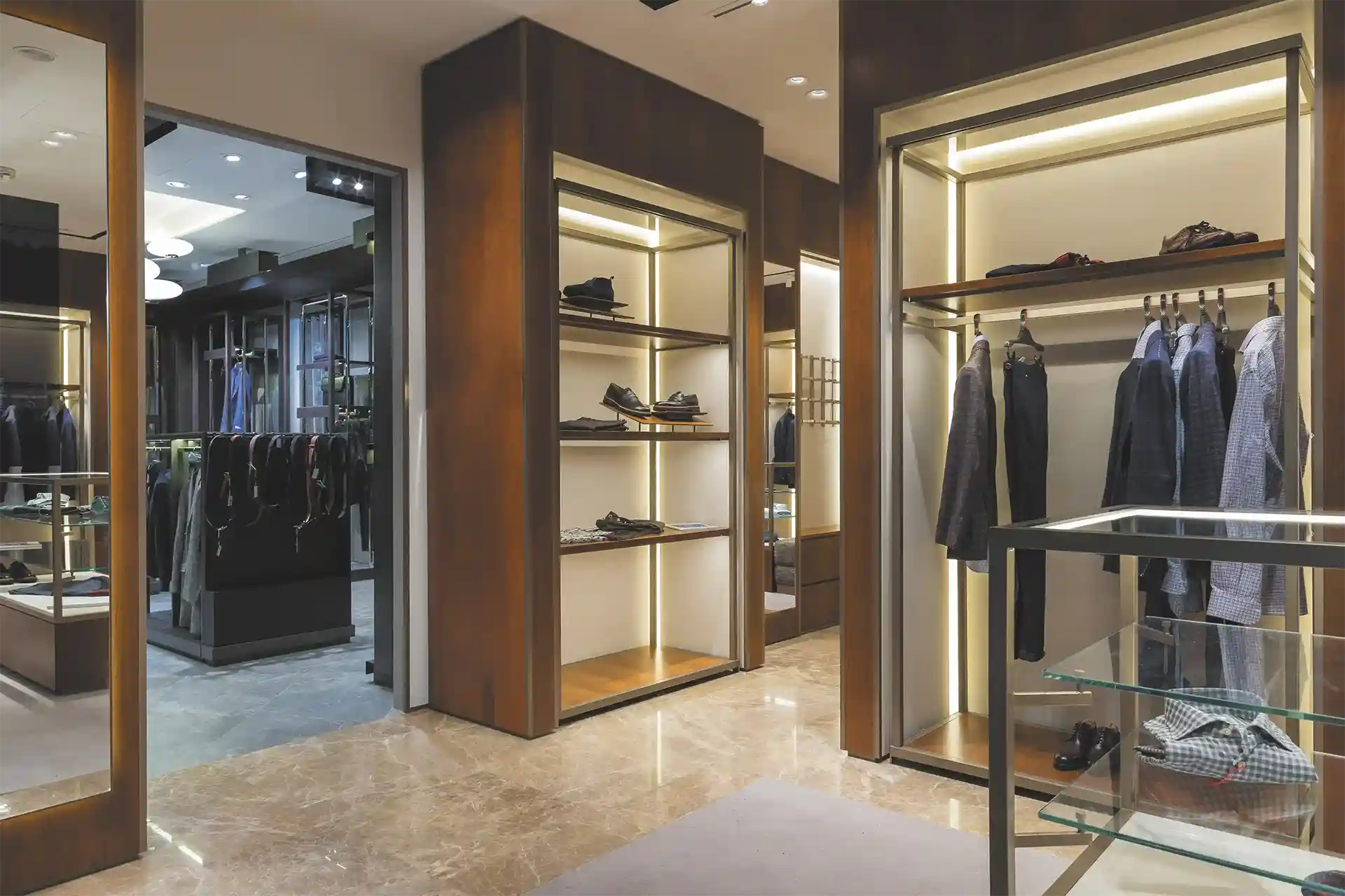 beleuchtung begehbarer kleiderschrank